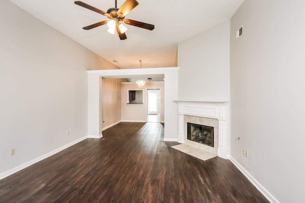1109 Mcgowan Dr - Photo 3 of 16