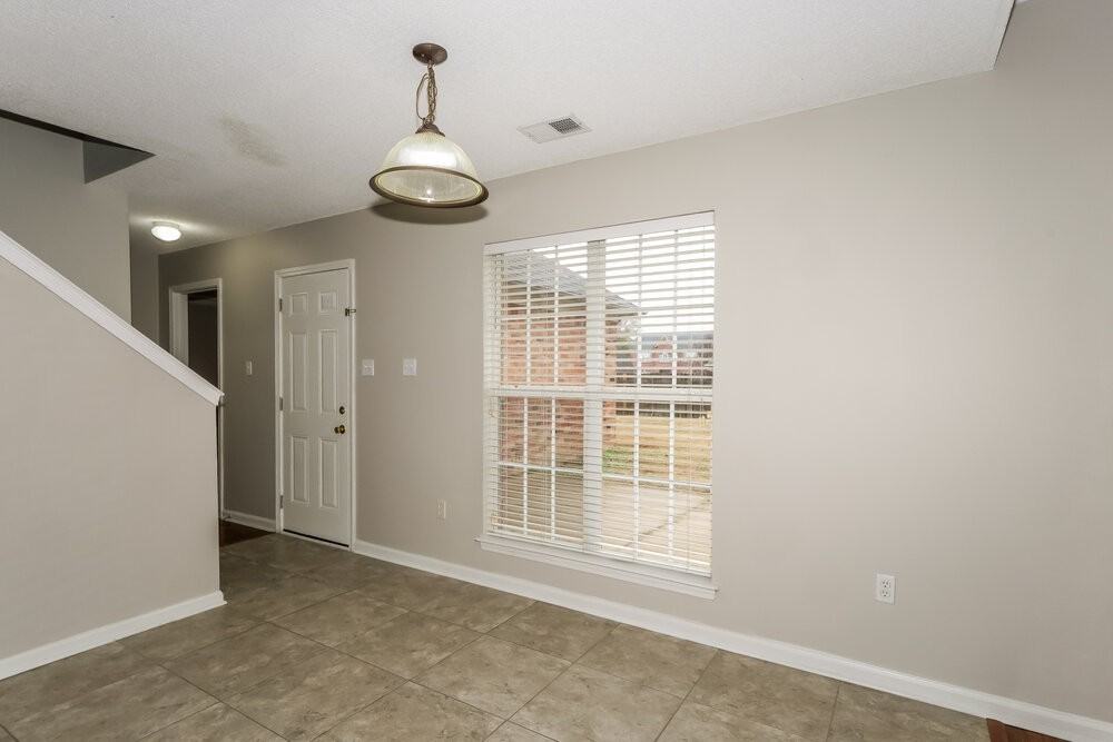 5651 Carter Dr - Photo 7 of 17