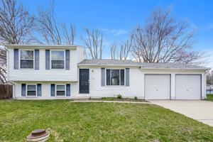 featured image of 1324 Woodpointe Dr