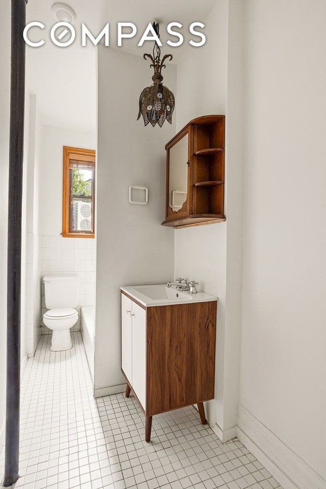 377 Prospect Pl #2 - Photo 5 of 5