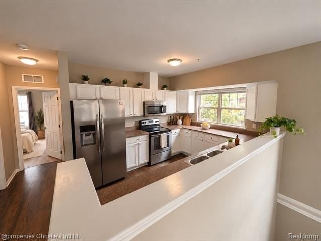137 Winder St #37 - Photo 6 of 14