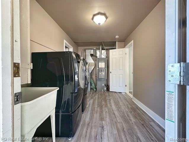 4221 Merrick St - Photo 4 of 10