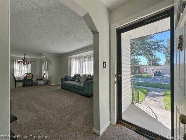4221 Merrick St - Photo 7 of 10