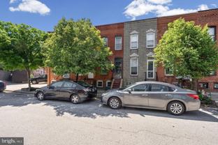1456 Andre St - Photo 1 of 1