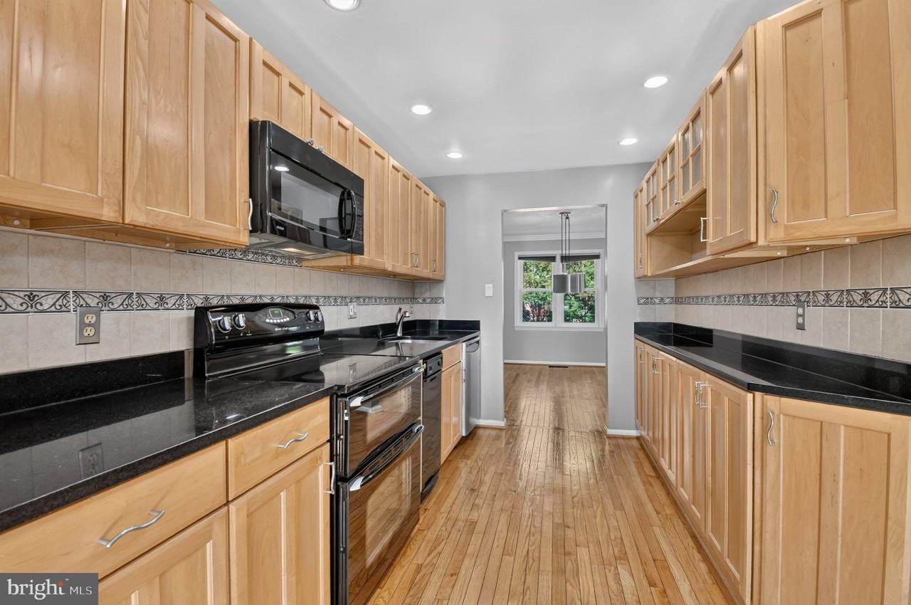 10286 Arizona Cir #66 - Photo 4 of 26