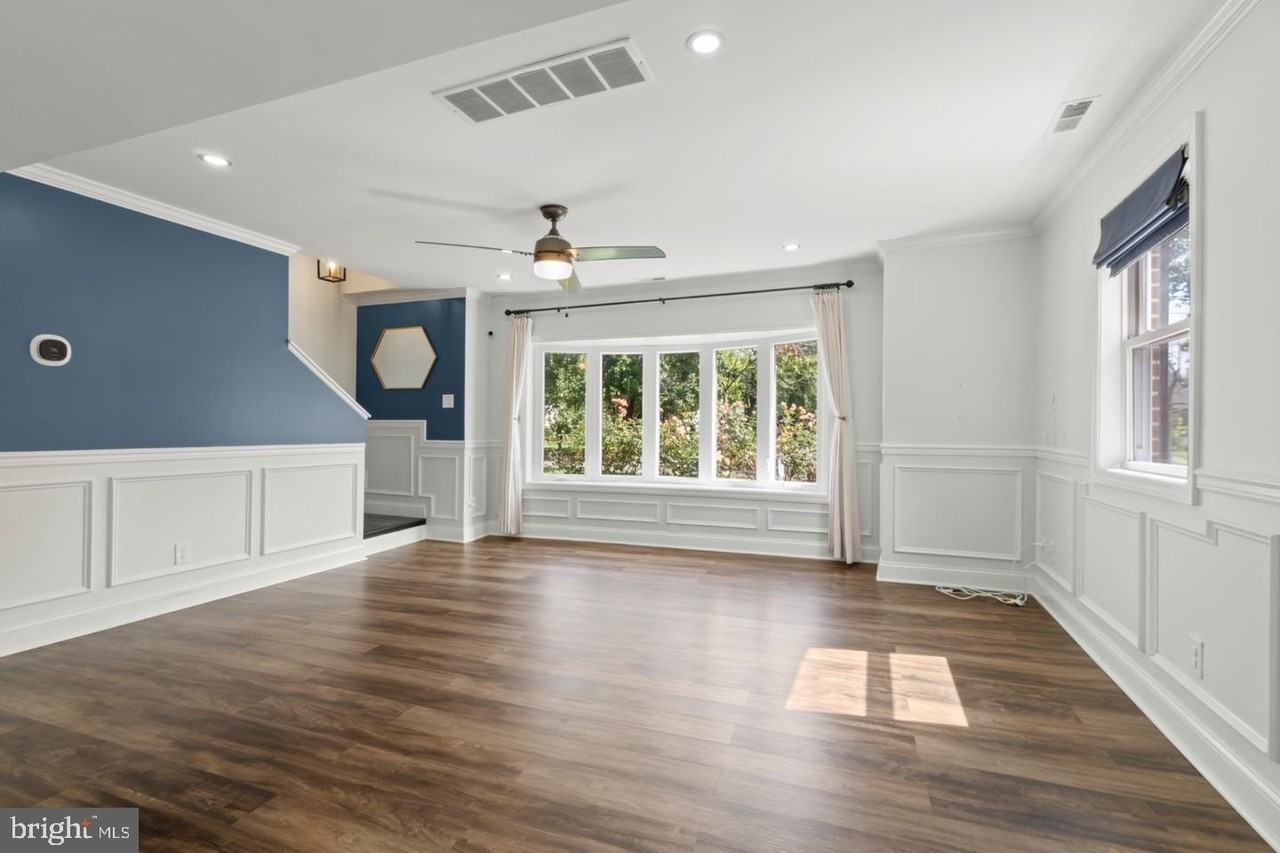 124 Glenwood Ave - Photo 6 of 41