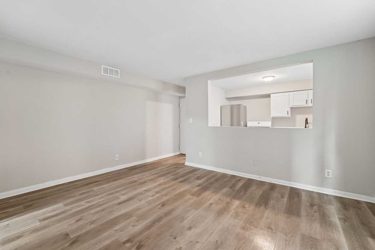 61 N 21st St #B - Photo 7 of 24