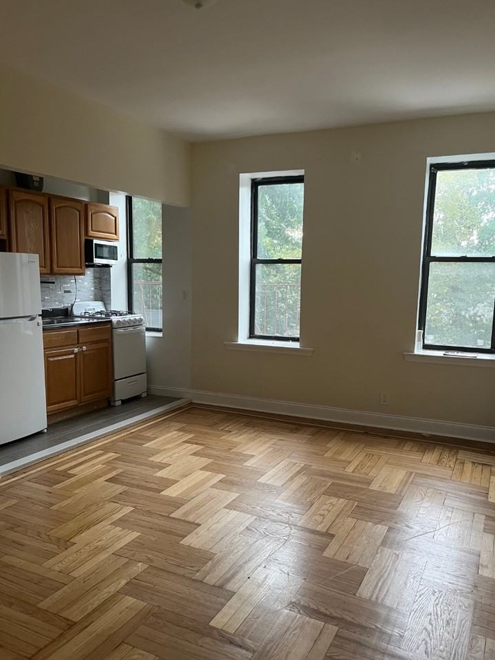 112 West 238th Street #1J - Photo 2 of 9