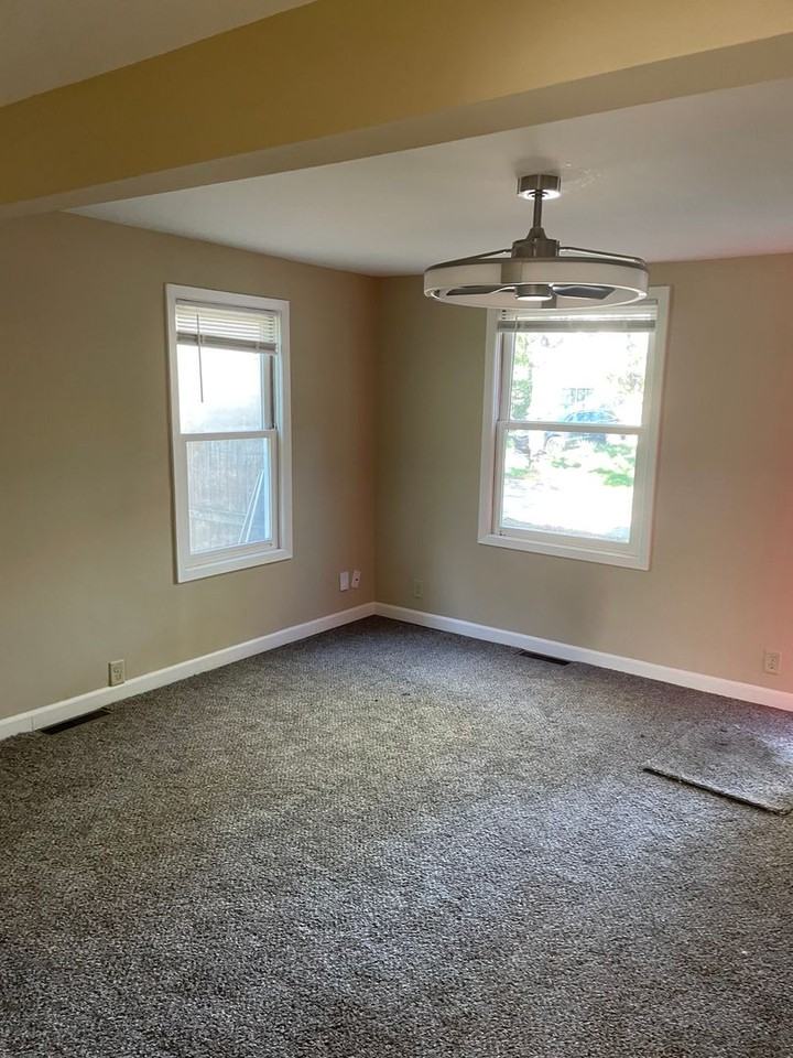1917 N Payne Ave - Photo 3 of 15