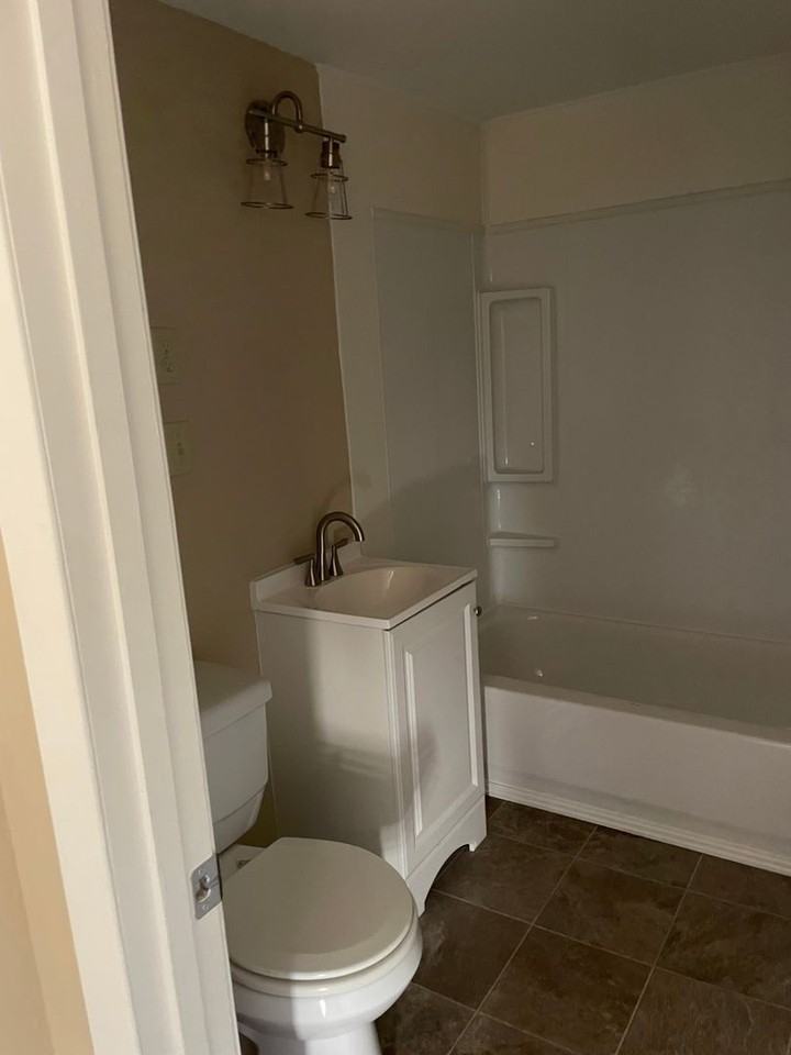 1917 N Payne Ave - Photo 5 of 15