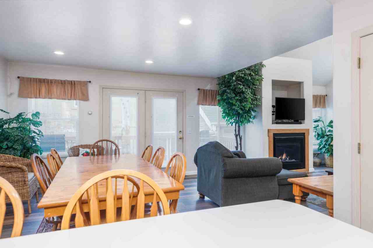 3581 E Rustic Spring Ln #1597538P - Photo 3 of 50