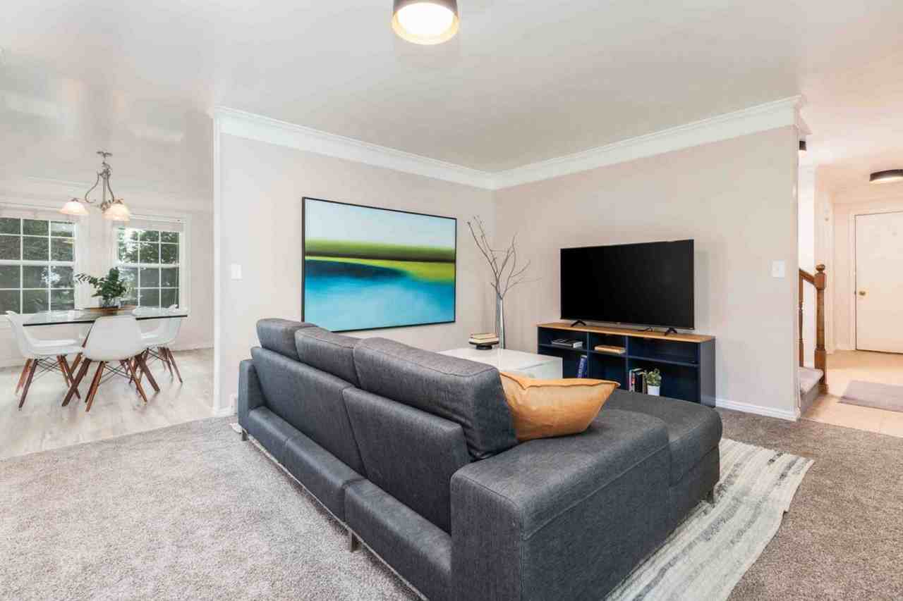 901 N Compton Rd #1597578P - Photo 3 of 50