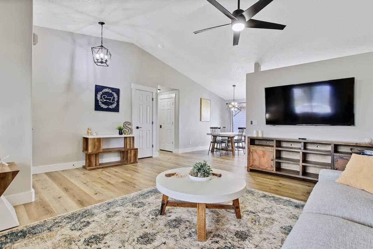 1213 Cattail St #1642477P - Photo 5 of 48