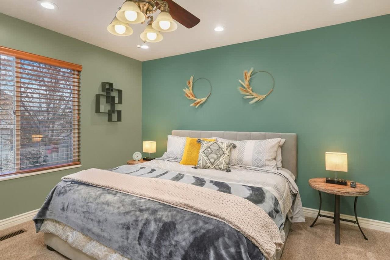 2253 N 10 W #1642476P - Photo 6 of 33