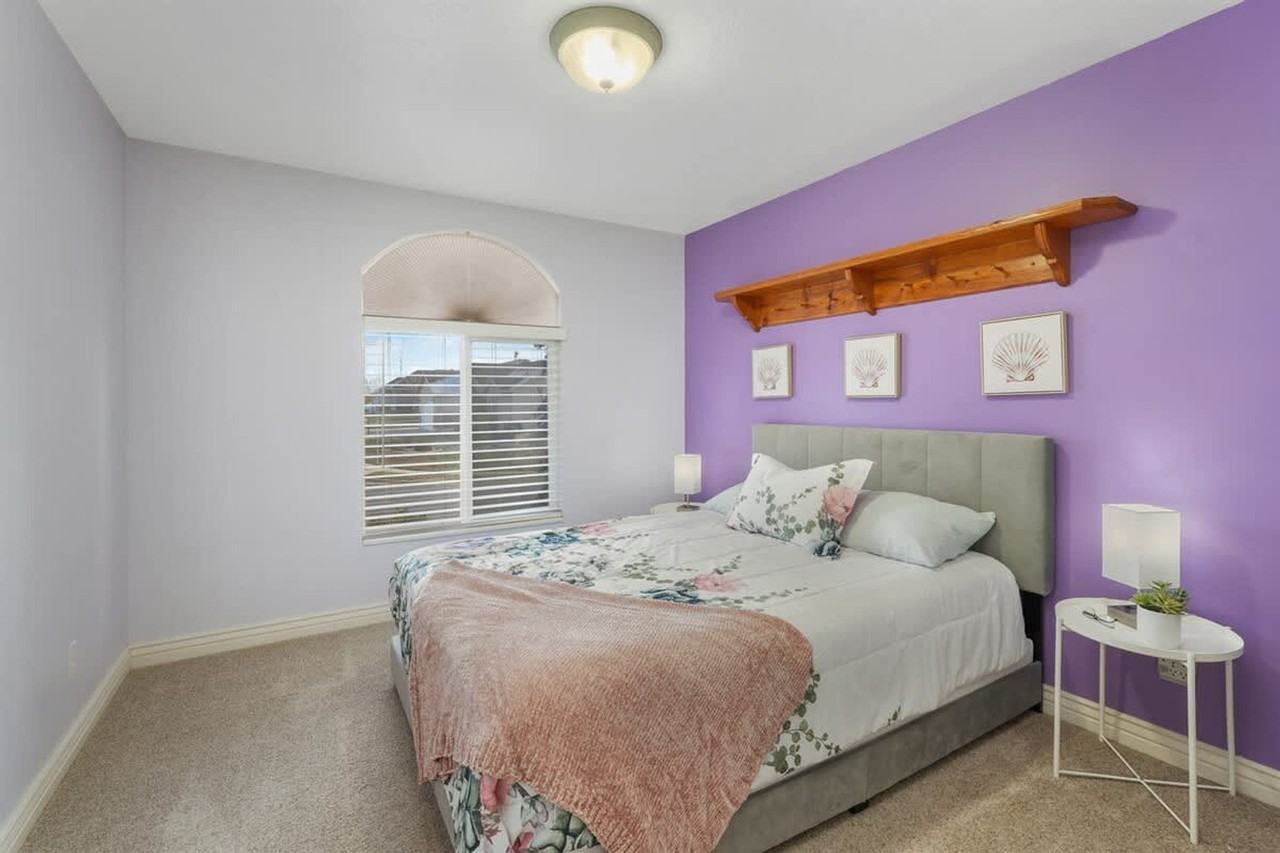2253 N 10 W #1642476P - Photo 7 of 33