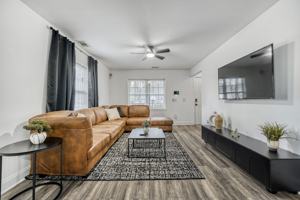 featured image of 1960 Detroit Ave Nw
