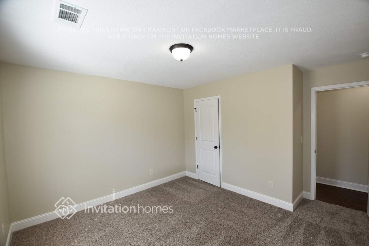60 Betty Ann Ln - Photo 7 of 20
