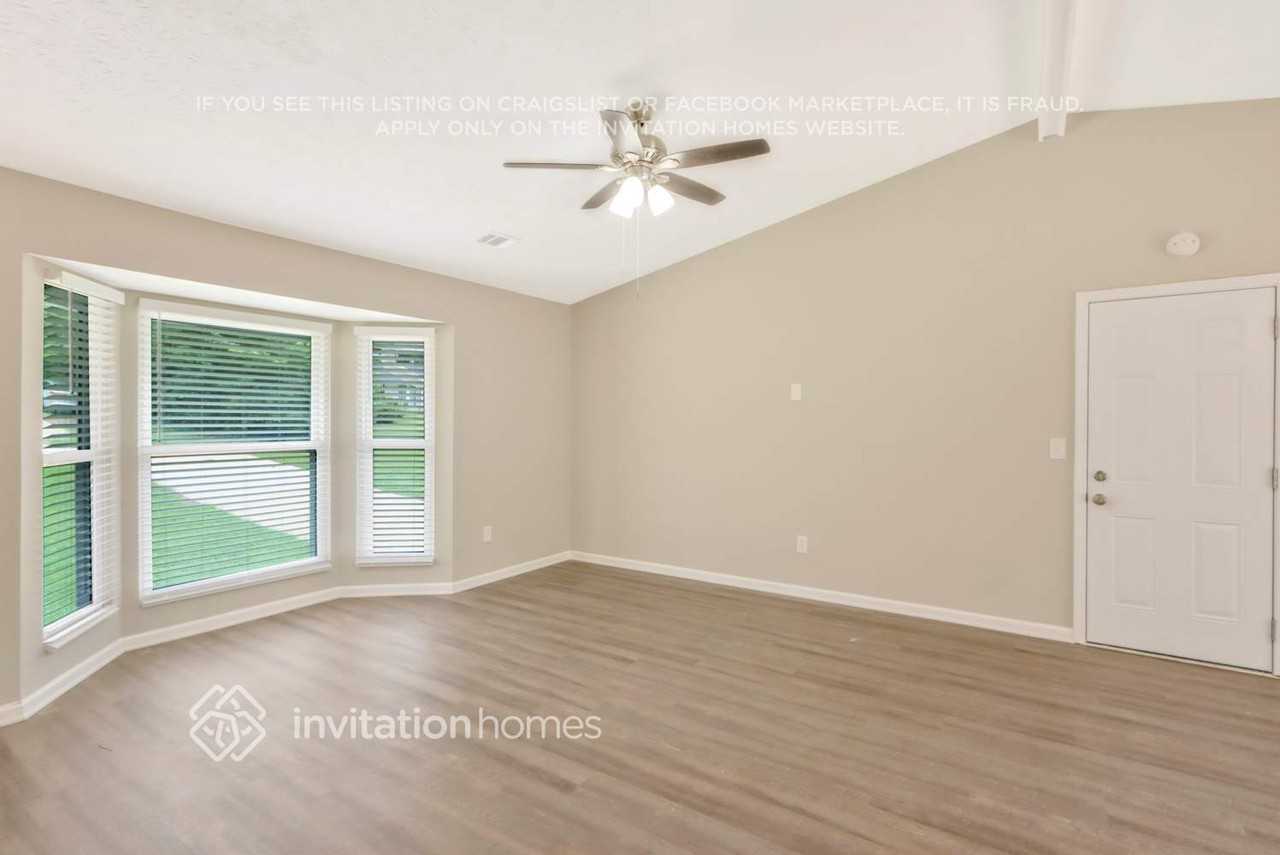 1833 Northwick Pl - Photo 4 of 28