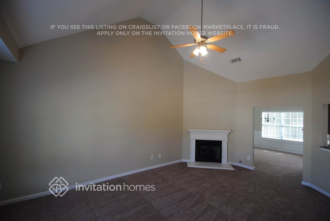 6081 Rock Elm Rd - Photo 2 of 12