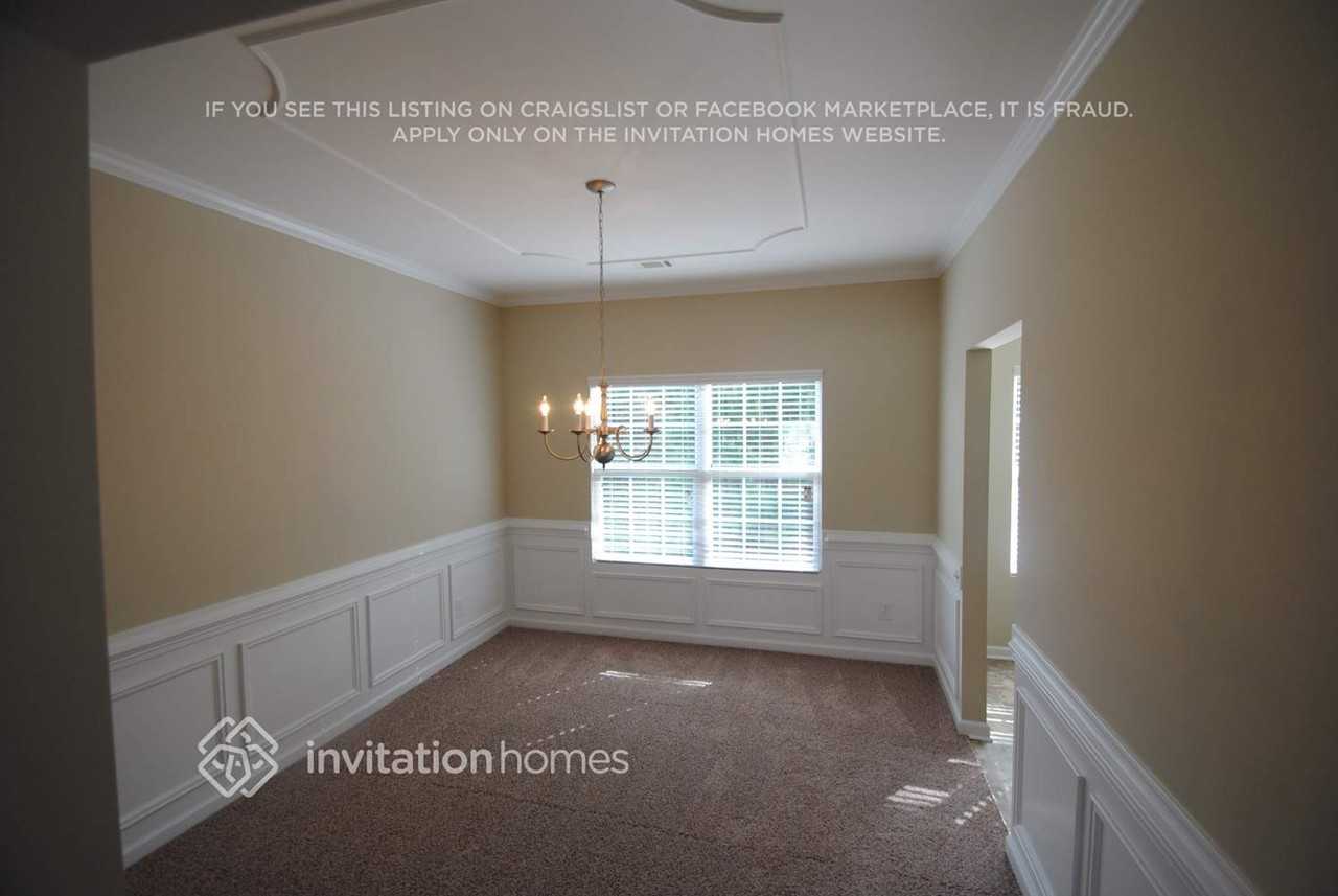 6081 Rock Elm Rd - Photo 4 of 12