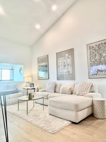 202 Sea Oats Drive - Photo 6 of 11