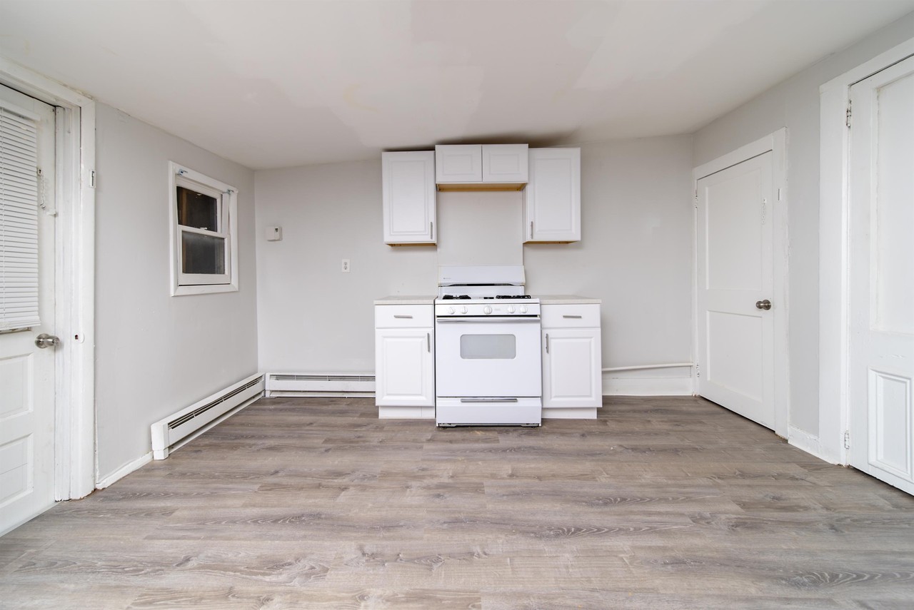 169 Hutton St #2 - Photo 2 of 20