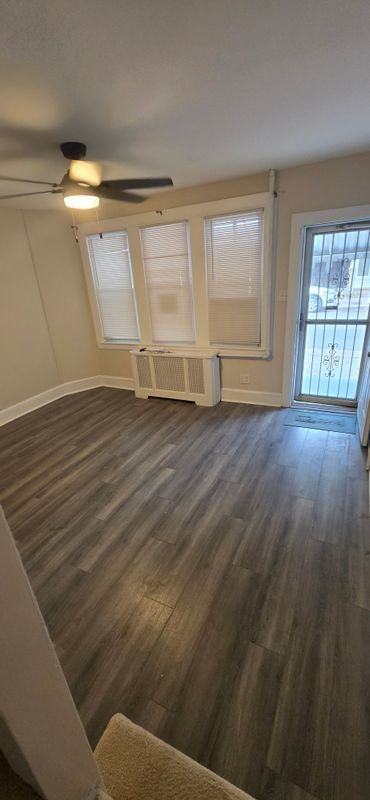 1044 N Ohio Ave - Photo 3 of 13