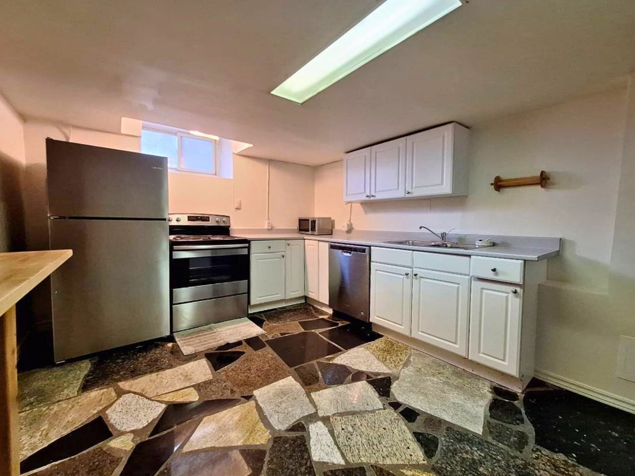 The Mackenzie Apartments - Photo 6 of 20