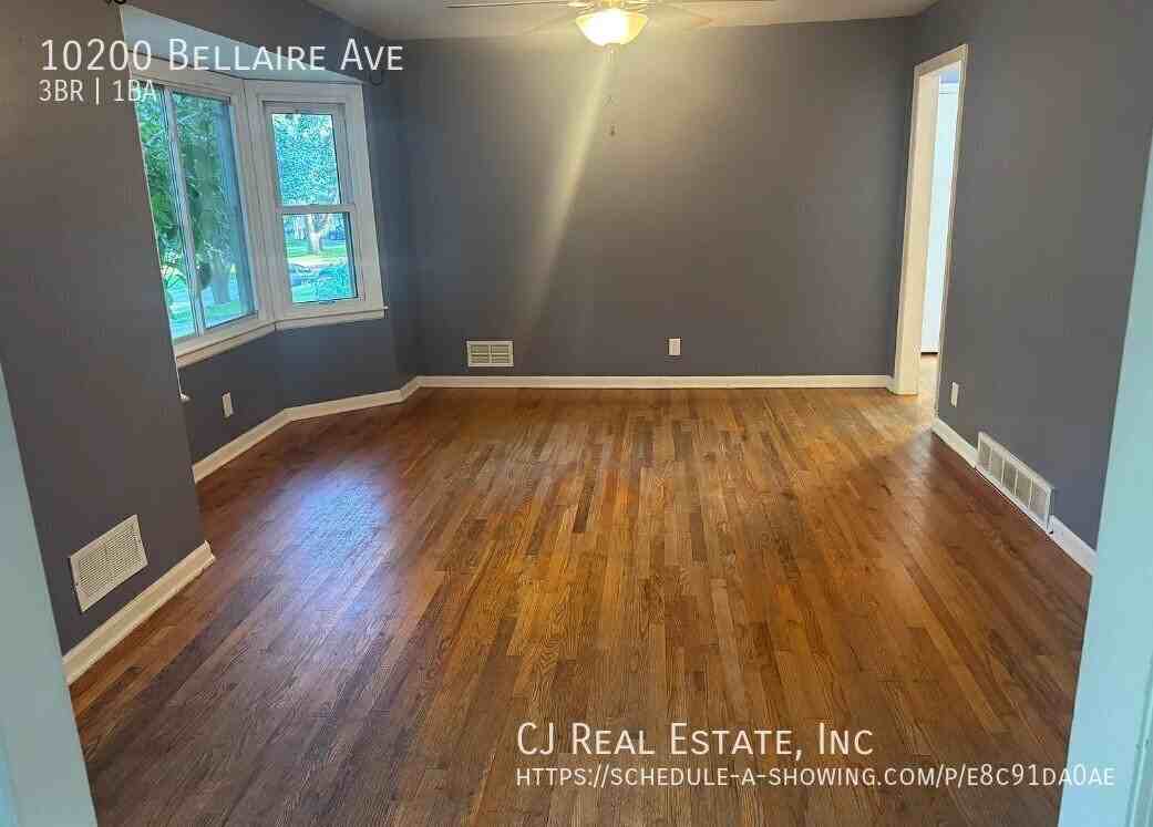 10200 Bellaire Ave - Photo 2 of 9
