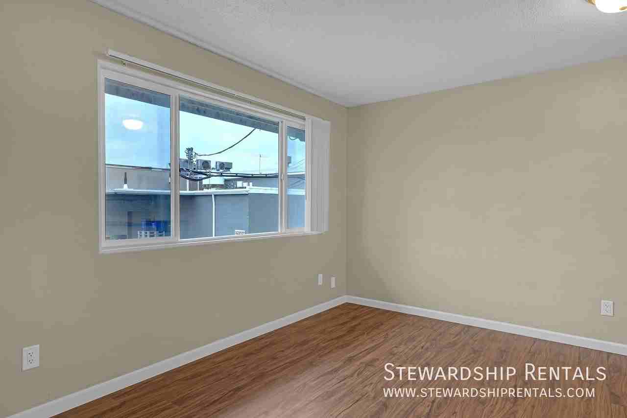 500 Monroe St #11 - Photo 6 of 12