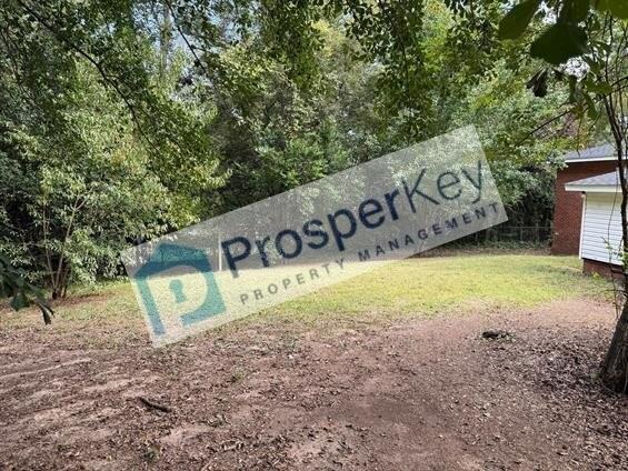 3676 Lindsey Dr - Photo 4 of 24