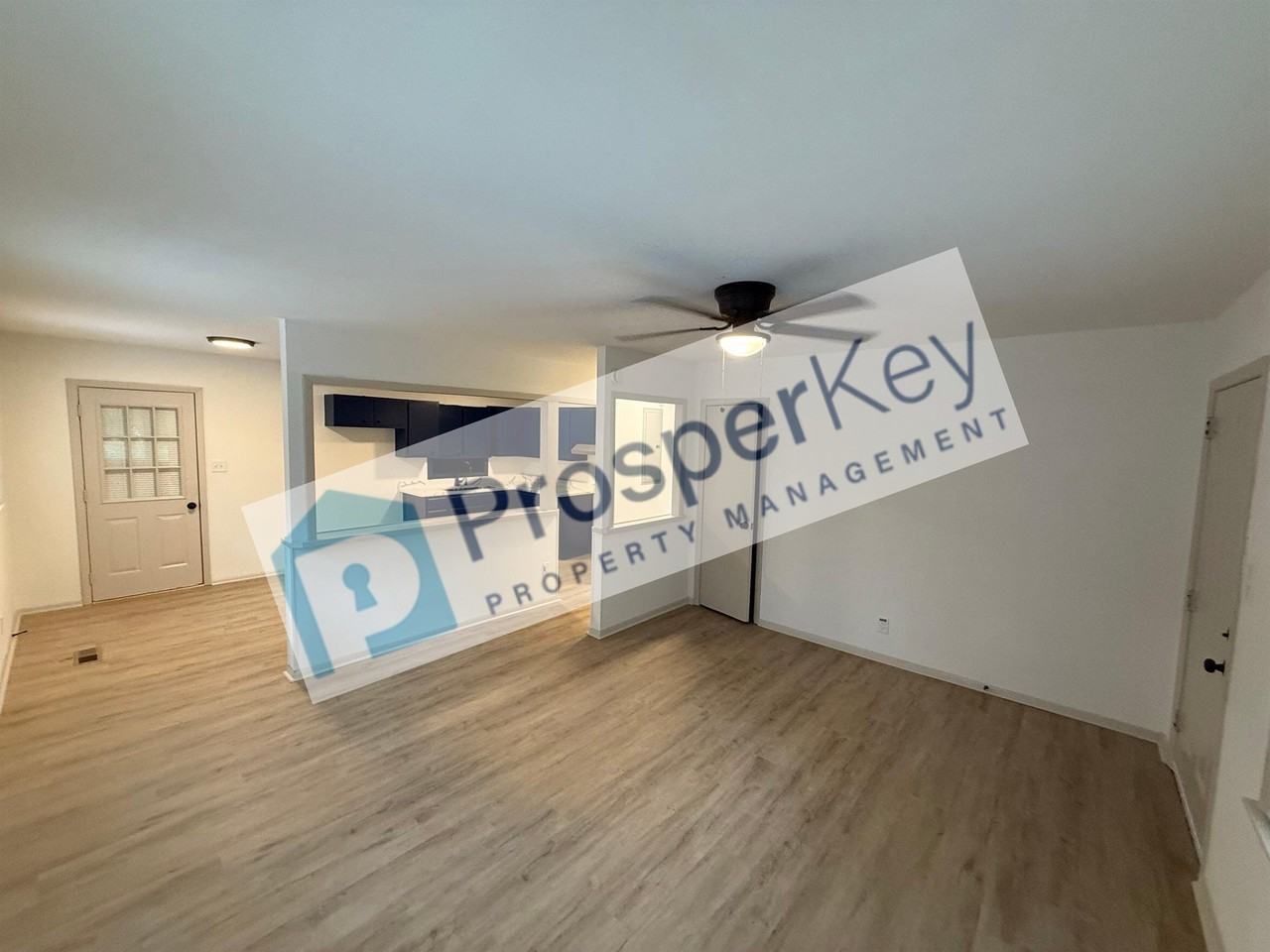 3676 Lindsey Dr - Photo 7 of 24