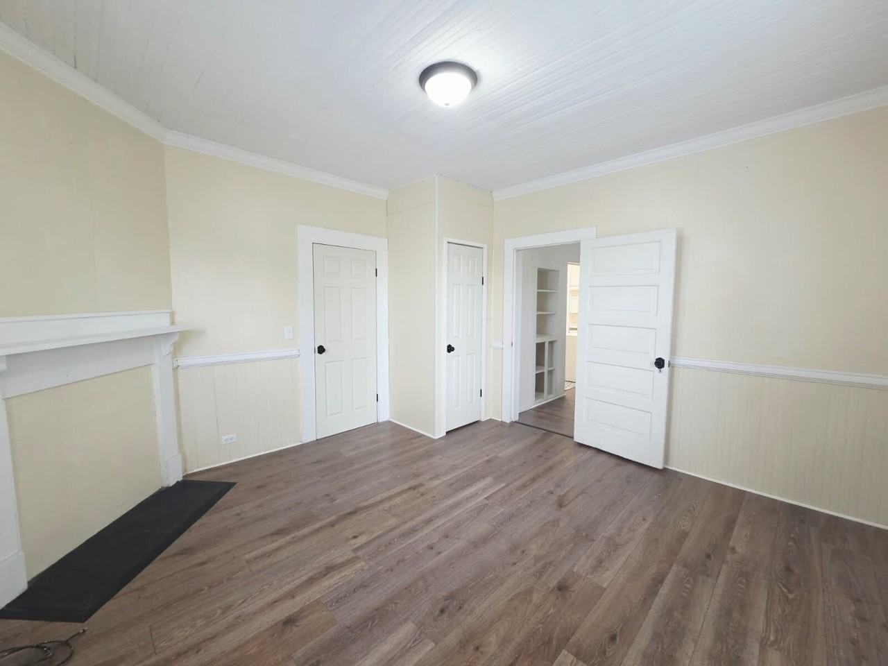 712 Douglas St - Photo 6 of 15