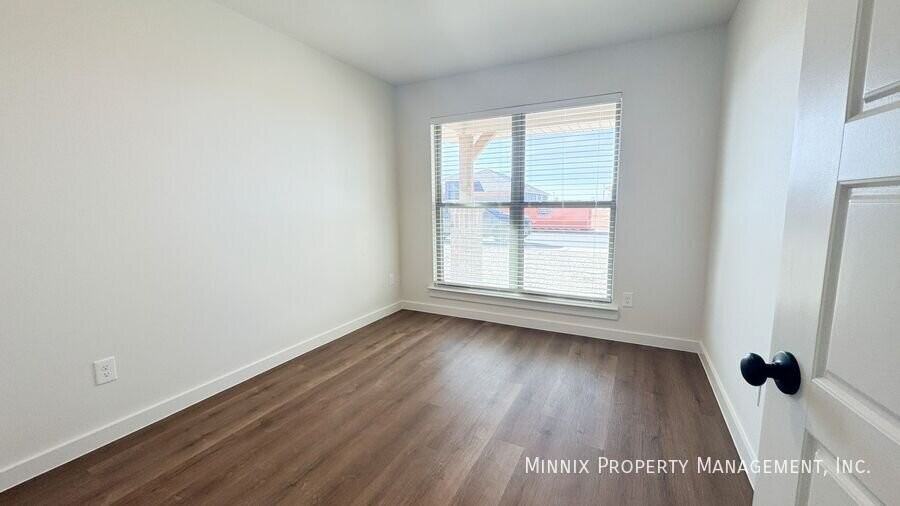 2131 Langford Ave - Photo 5 of 23