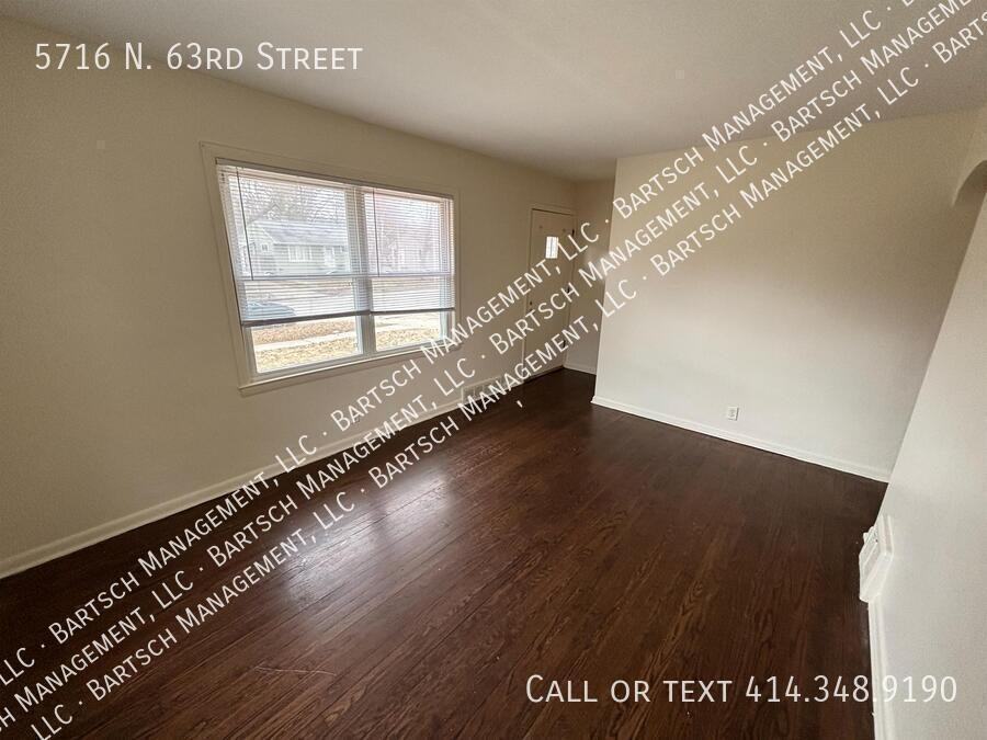 5716 N 63rd St - Photo 3 of 10