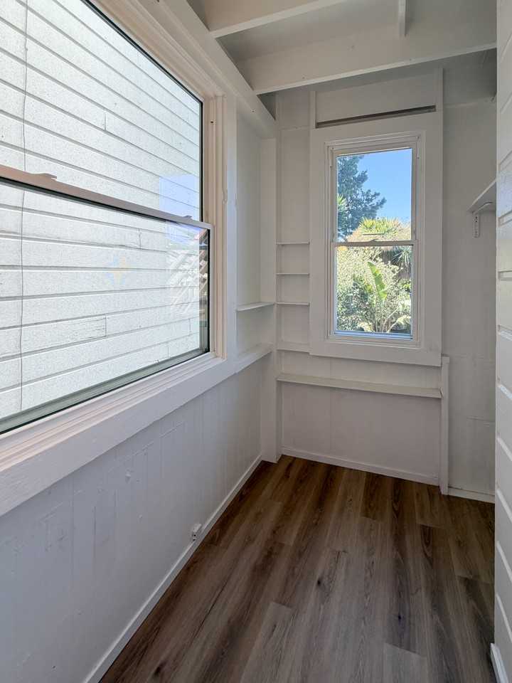 1227 Masonic Ave #1A - Photo 5 of 8