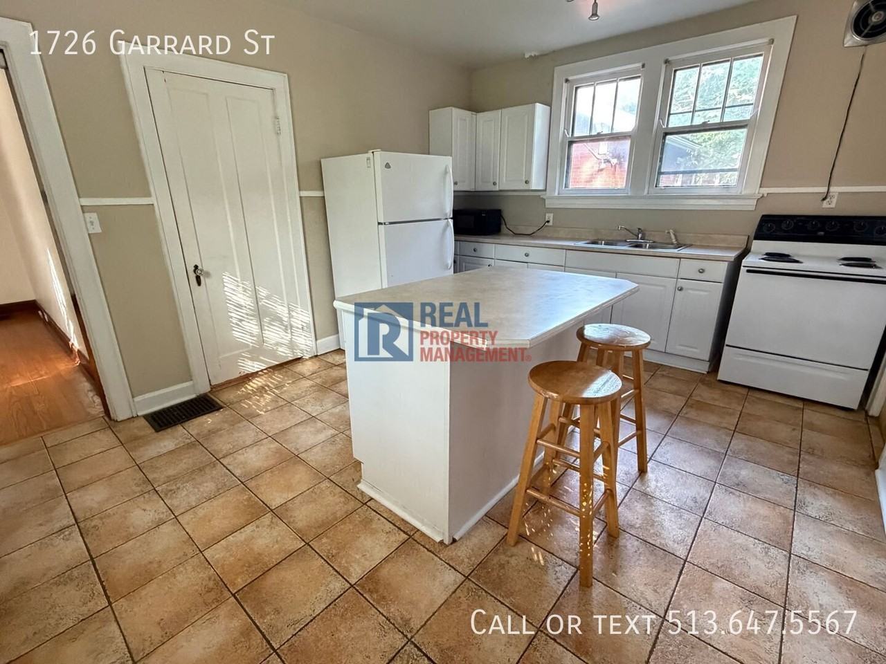 1726 Garrard St - Photo 4 of 14