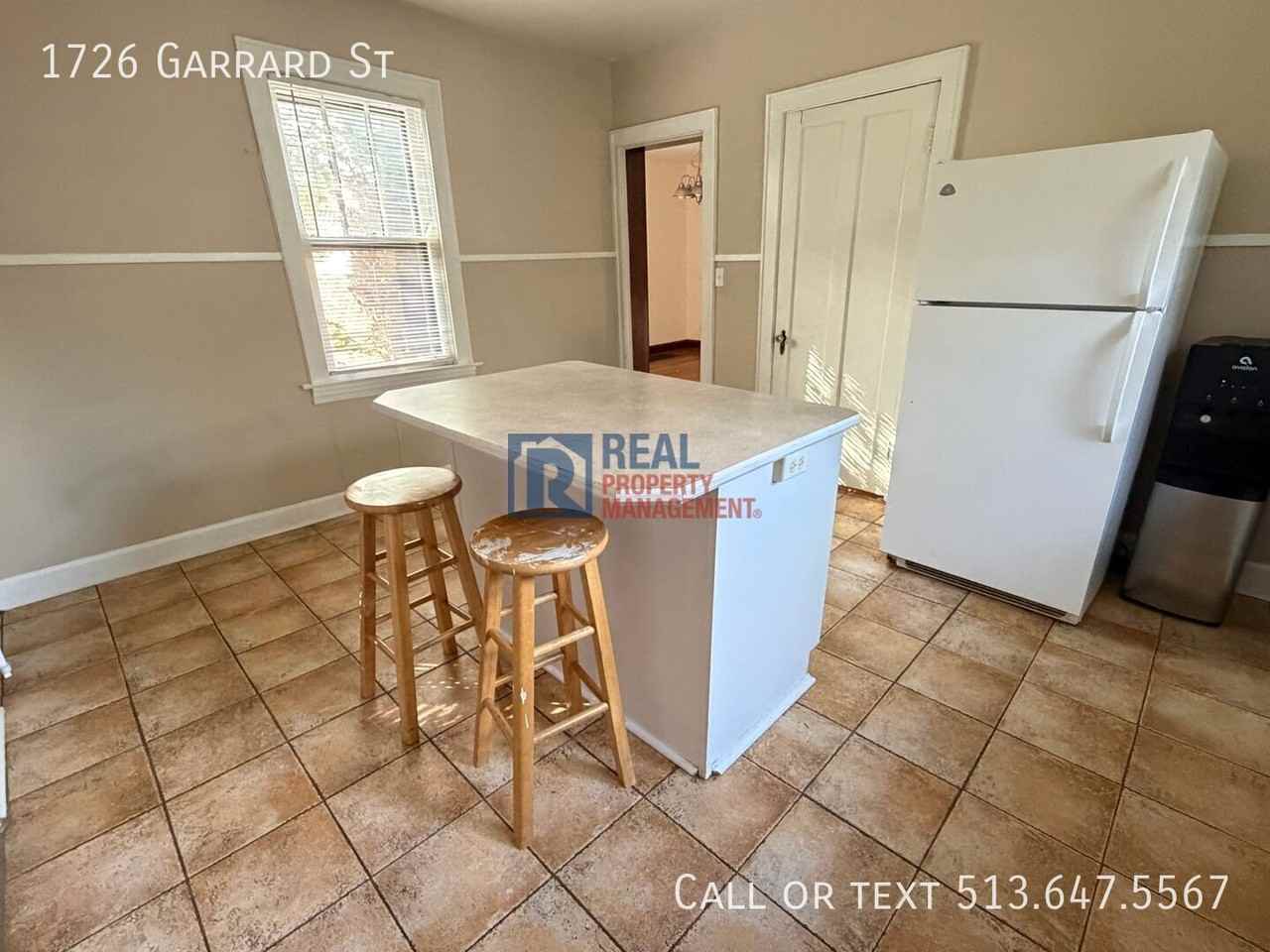 1726 Garrard St - Photo 5 of 14