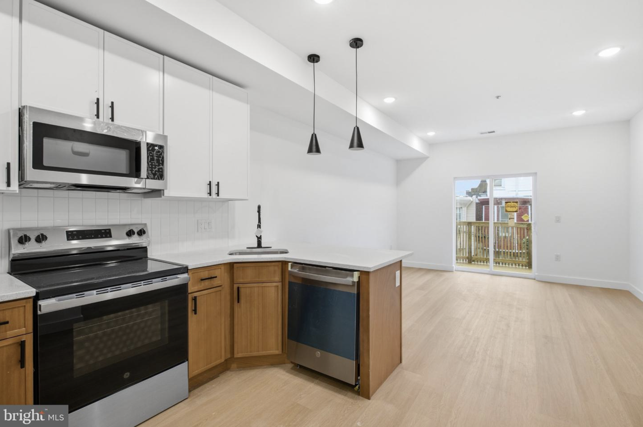 2449 N 6th St #2 - Photo 2 of 21