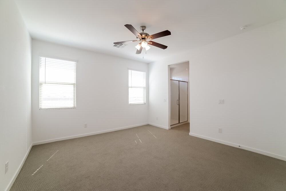 5625 W Rainwater Dr - Photo 7 of 17