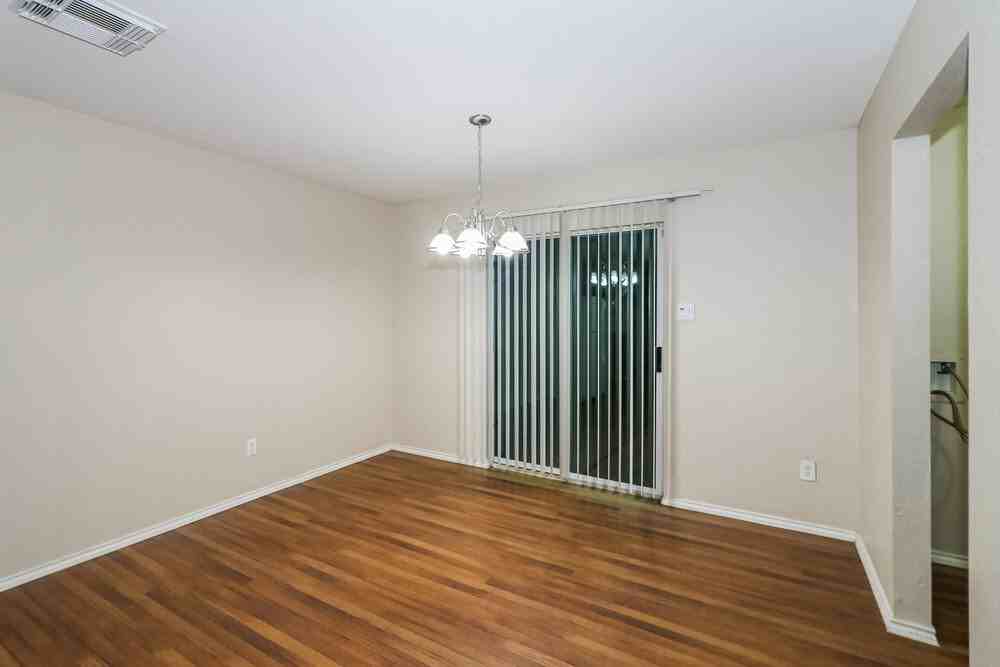 12806 Blue Timbers Ct - Photo 6 of 16