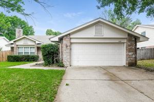 featured image of 2119 Belmont Park Dr