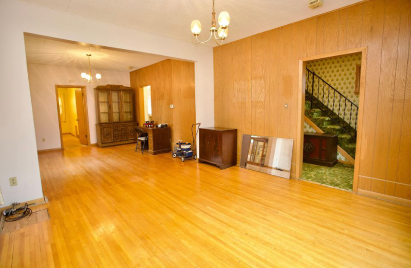 724 S 3rd St - Photo 2 of 14