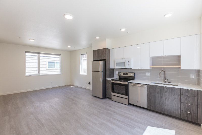 3469 Se Gladstone St #208 - Photo 6 of 18