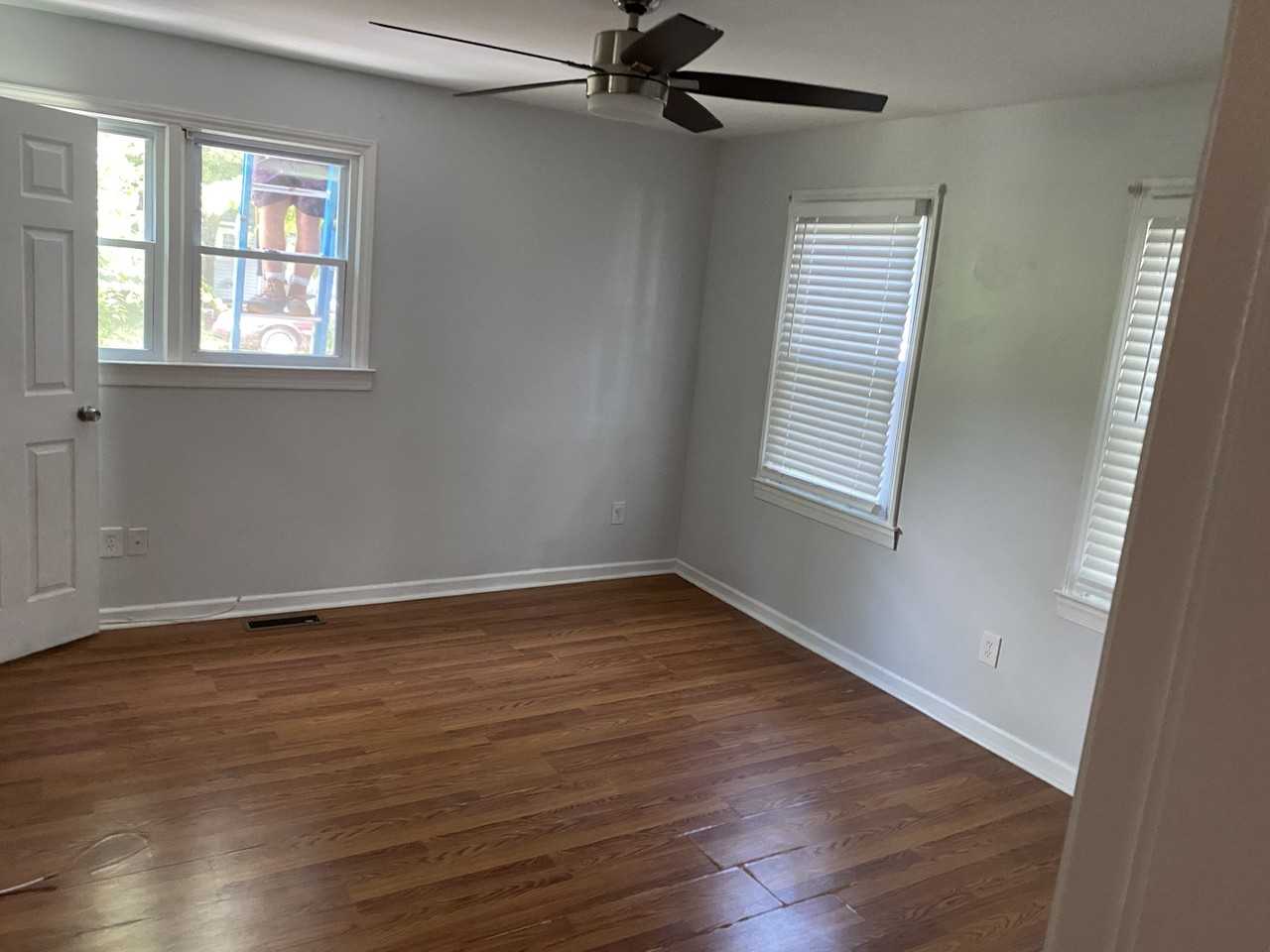 877 Mcnair St - Photo 3 of 3