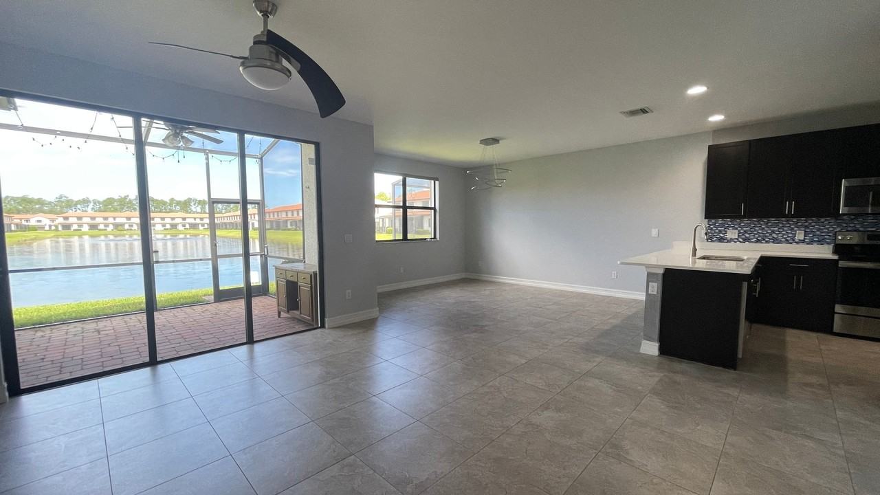 7860 Bristol Cir - Photo 6 of 13