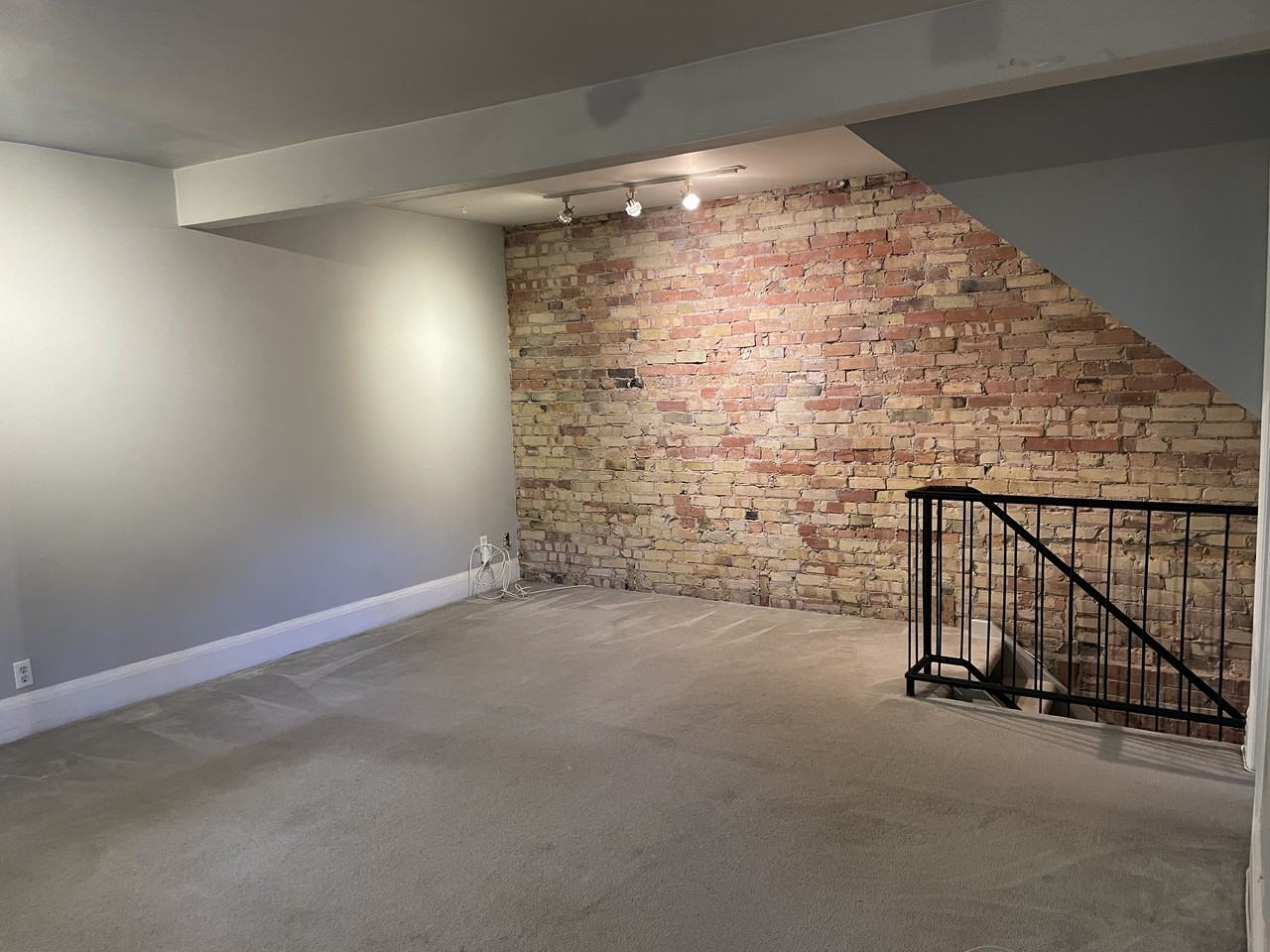 27 Winchester Street #6 - Photo 2 of 14