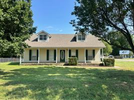 featured image of 114 Jessica Ln