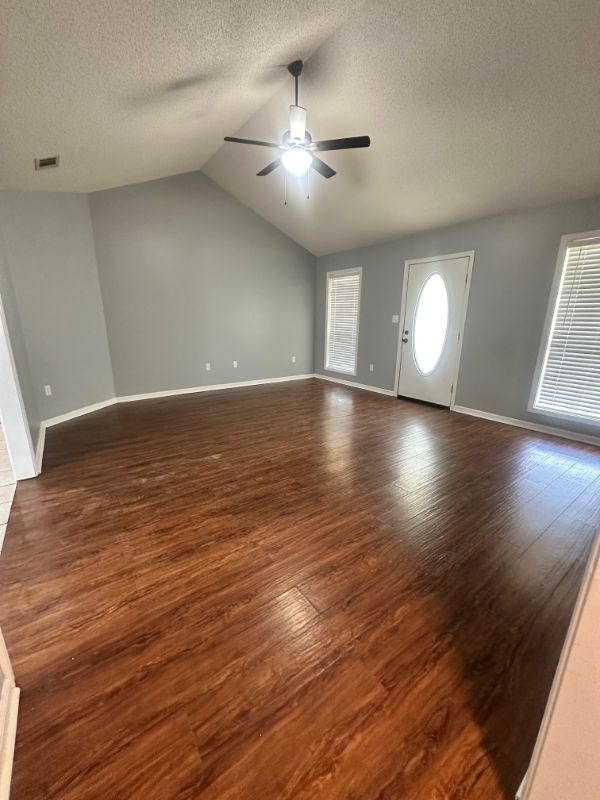 114 Jessica Ln - Photo 7 of 14