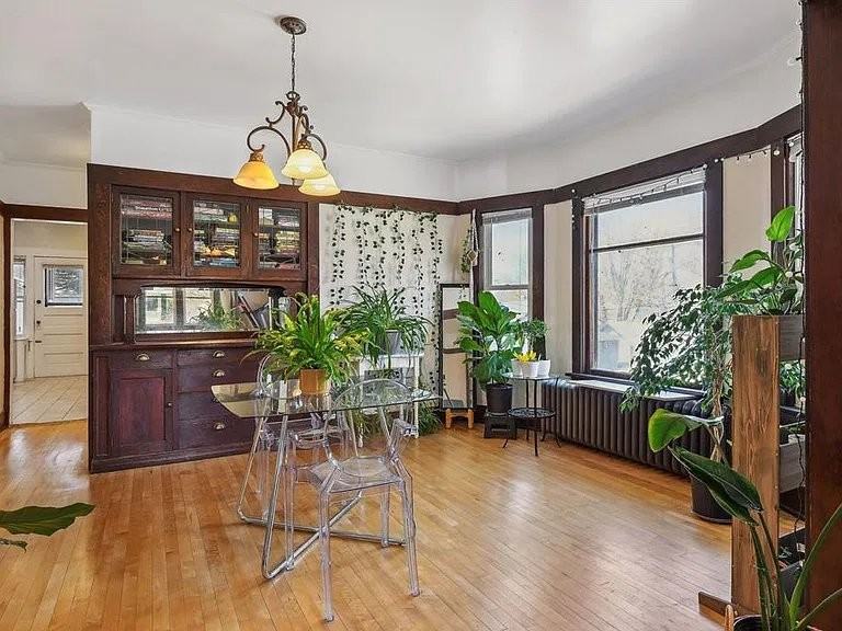 1612 Van Buren Ave #1 - Photo 2 of 14